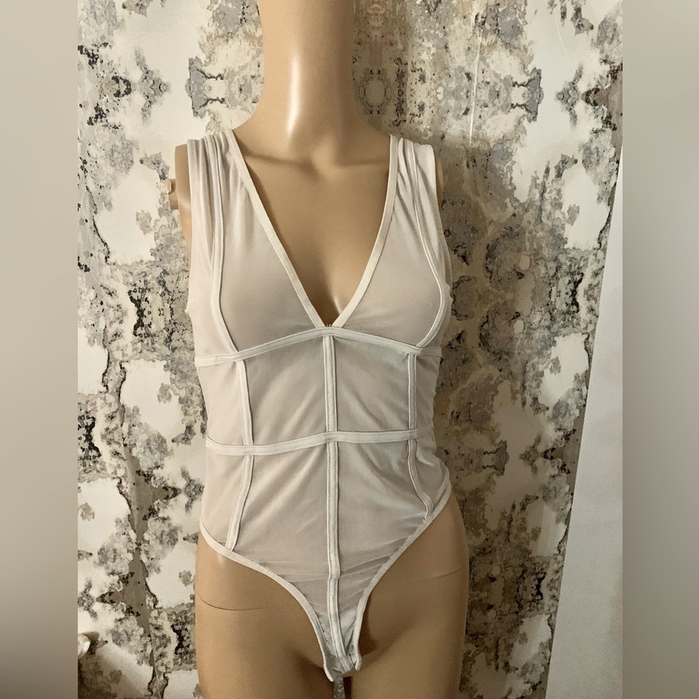 TRANSPARENT BODY SUIT